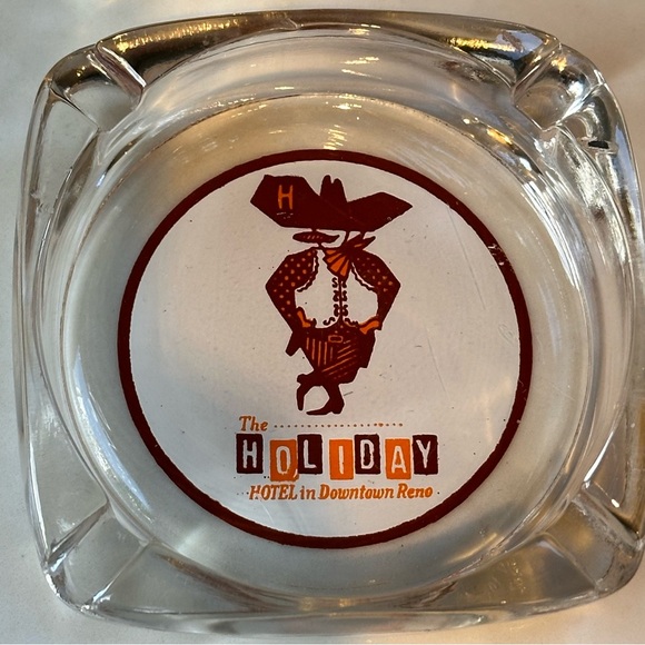 VINTAGE ADVERTISING COCKTAIL NAPKINS ASHTRAY LOT OF 2 GLASS CASINO RENO NEVADA - Picture 3 of 9